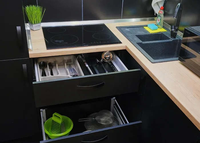 Central Apartments *