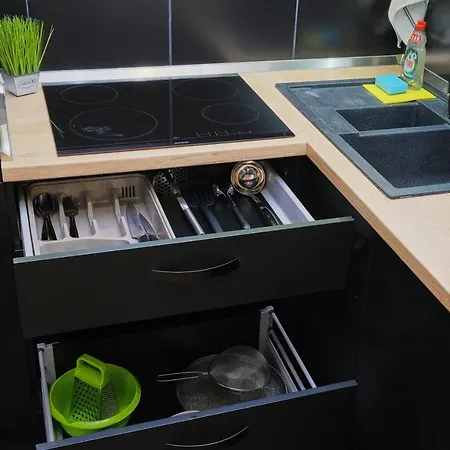 Central Apartments *